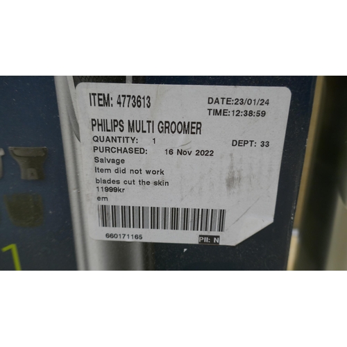 6085 - Philips Multi Groomer with box (334-595/902) *This lot is subject to Vat