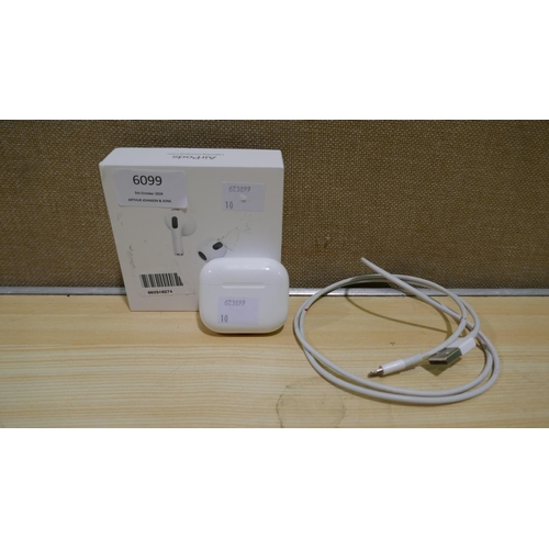 6099 - Apple Airpods 3rd Gen with lightning Charging Case and box (model no: Mpny3Zm/A) Original RRP £119.9... 