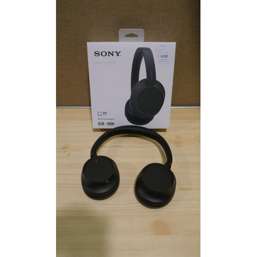 6108 - Sony black Wireless Headphones with box  (Model no: Wh-ch720N) (338-11) *This lot is subject to Vat