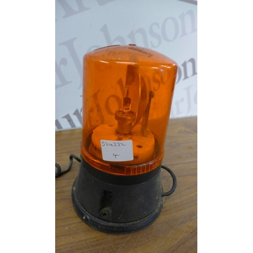 5307A - A 12V Lucas BL6 Amberlamp rotating beacon light