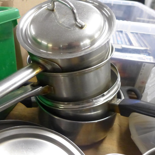 5312 - A large quantity of steel pots and lids and two slow cookers including Breville and Loyola