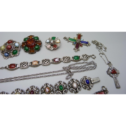 1011 - Scottish jewellery - bracelets, pendants and brooches