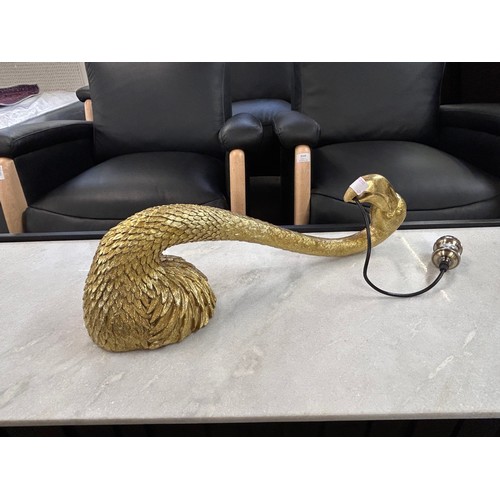 3145 - A wall light in the form of a golden flamingo