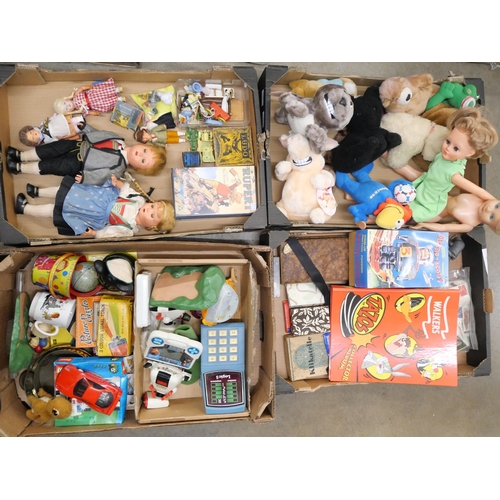 1138 - A collection of vintage toys and games including a battery operated space toy (4 boxes) **PLEASE NOT... 