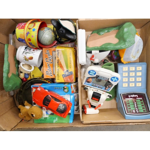 1138 - A collection of vintage toys and games including a battery operated space toy (4 boxes) **PLEASE NOT... 