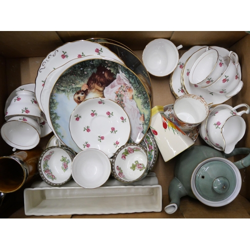 1139 - A collection of china including a Colclough tea set, Denby tea set, a Beswick vase, collectors plate... 