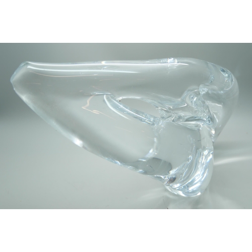 649 - A Scandinavian glass sculpture of a polar bear, signed on base