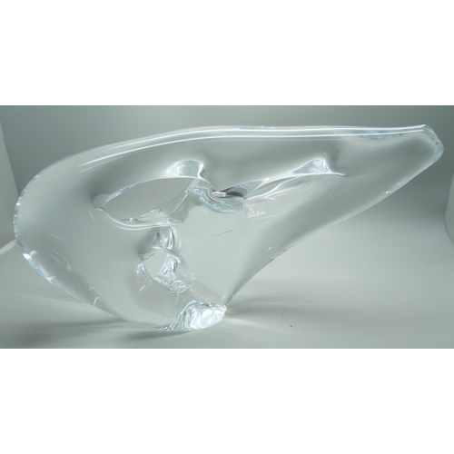 649 - A Scandinavian glass sculpture of a polar bear, signed on base