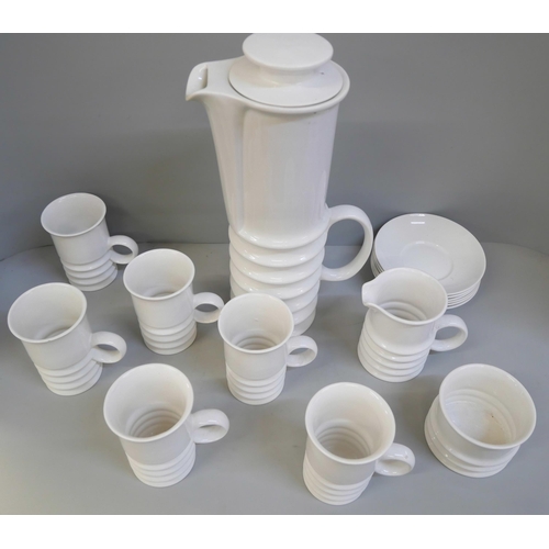 678 - A Carlton ware Art Deco coffee set **PLEASE NOTE THIS LOT IS NOT ELIGIBLE FOR IN-HOUSE POSTING AND P... 