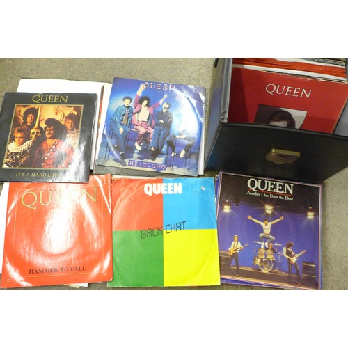 711 - A collection of Queen(32) and T Rex(20) 7