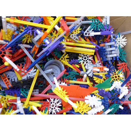 733 - A collection of K-Nex with some instructions