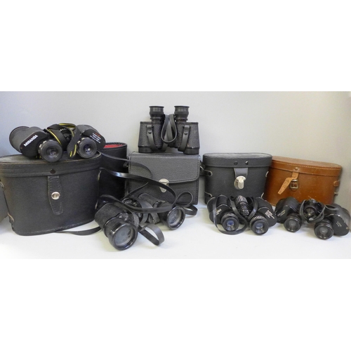 754 - Five pairs of binoculars, Luma 8x30, and four others