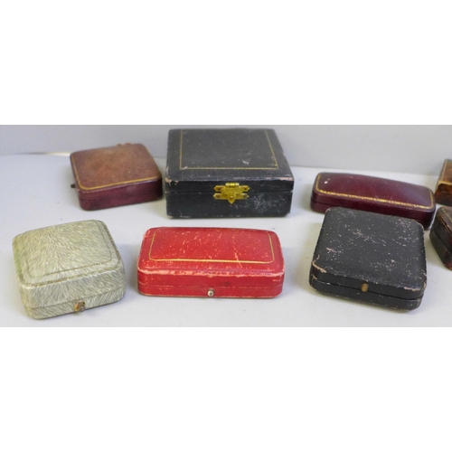 755 - Vintage jewellery boxes