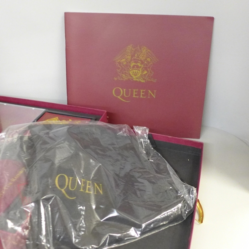 777 - A Queen Box of Tricks presentation box including LP, video, patch badge, t-shirt, poster, etc., hand... 