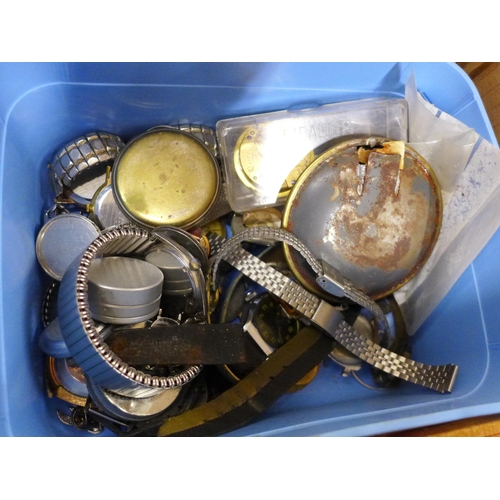 781 - A box of mixed watch parts, silver case, fob watch, a small box of vintage watches for repair, Alber... 