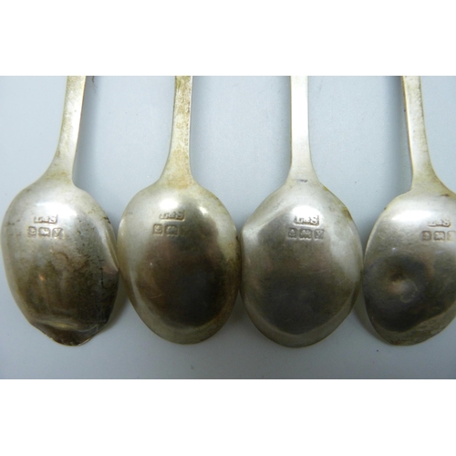 831 - A set of four silver teaspoons, a/f, 39g