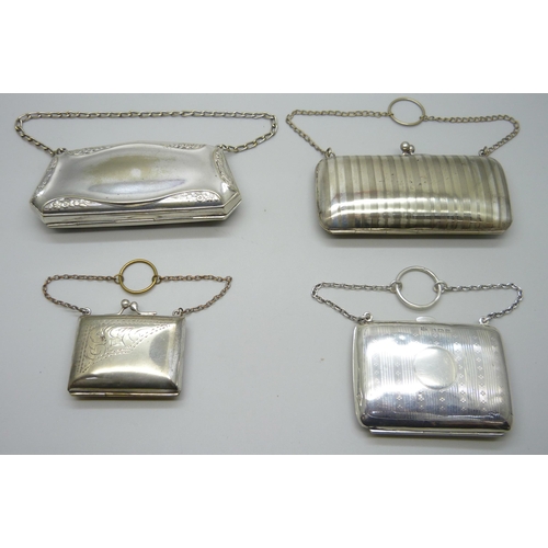 852 - An Art Deco silver purse, Birmingham, 1919, and other silver plated purses