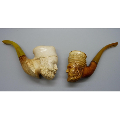 868 - Two Meerschaum pipes