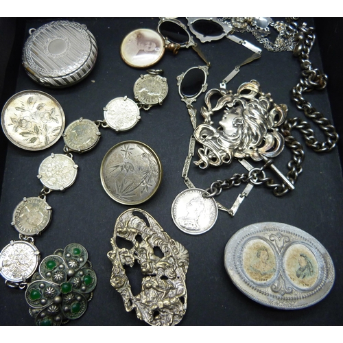 877 - A collection of Victorian and later jewellery and an 1887 coin pendant