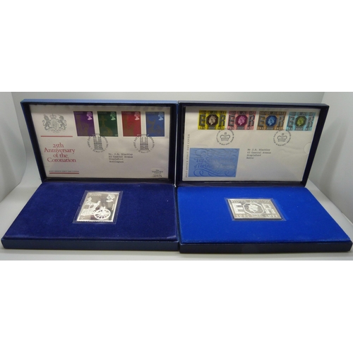 885 - Two Danbury Mint Commemorative stamp silver proof ingots - The 25th Anniversary of The Coronation, a... 