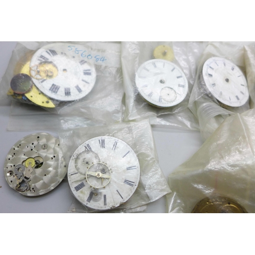 910 - A collection of pocket watch movements, a/f (1.6kg)