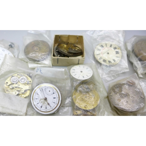 910 - A collection of pocket watch movements, a/f (1.6kg)