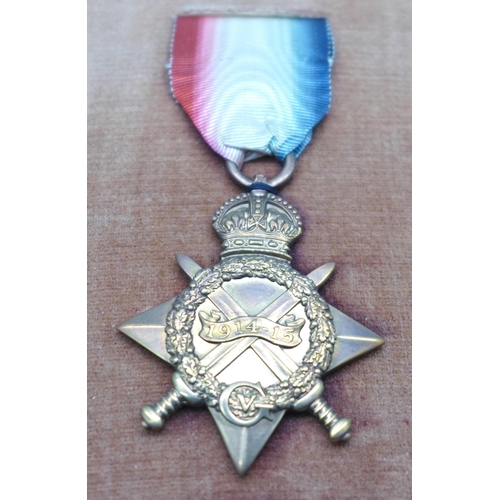 961 - A WWI medal group with death plaque to: Arthur William Holland, British War Medal, 1914-1915 Star an... 