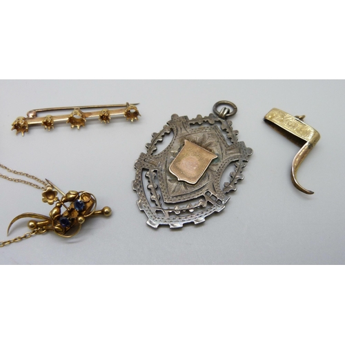 964 - A 9ct metal core bangle, a silver fob, a yellow metal brooch (a/f), 3.4g, etc.