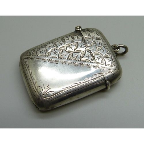 970 - A silver vesta case with engraved decoration, Birmingham, 1904