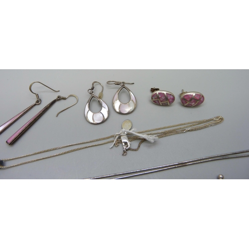 971 - A collection of silver and mother of pearl set jewellery, 54g