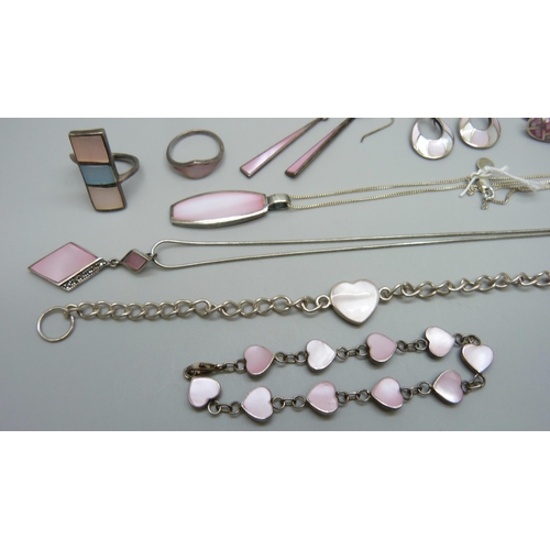 971 - A collection of silver and mother of pearl set jewellery, 54g