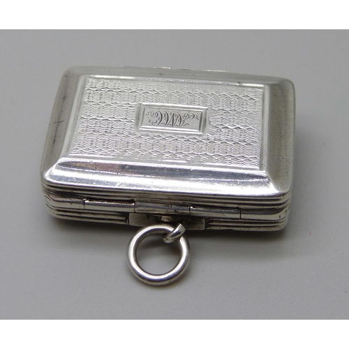 998 - A Georgian silver vinaigrette with monogram, 14g, 3 x 2.2cm, a/f small split to underside of case