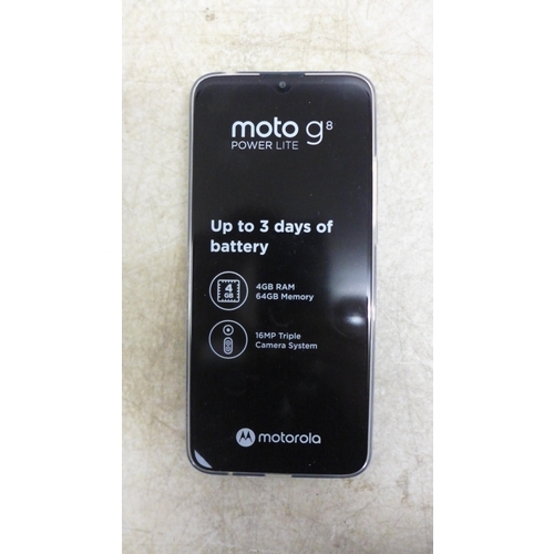 5125 - A Motorola XT2055-1 Moto G8 power-lite smartphone with box and charger - little use