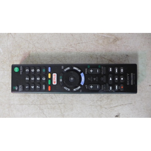 5147 - A Sony KDL-32WD754 32