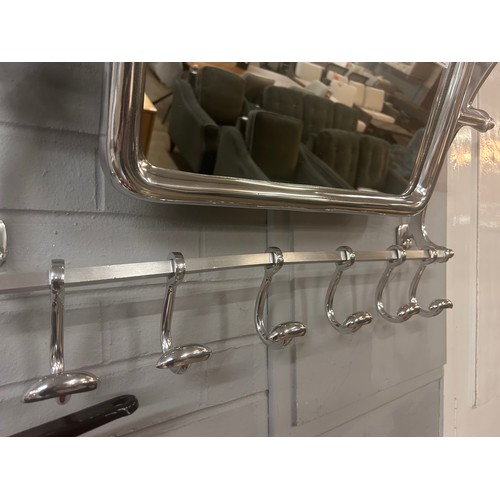 3071 - A large chrome luggage rack