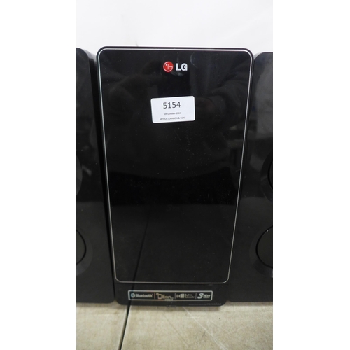 5154 - A quantity of LG Home Cinema sound equipment including a network 3D Blu-Ray/DVD player - with remote... 