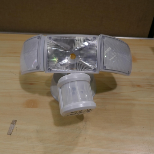 6200 - Home Zone Security Light  (334-252) *This lot is subject to Vat