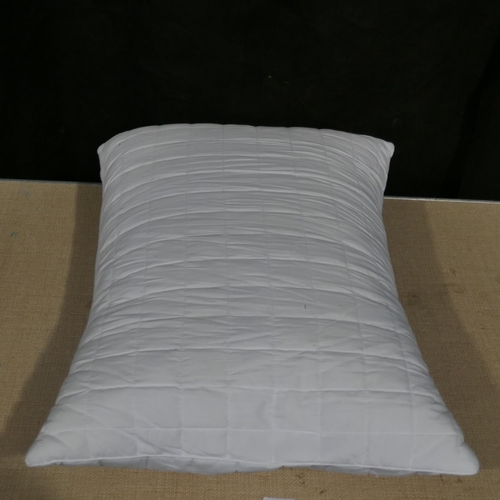 6272 - Hotel Grand Shredded Memory Foam Pillow and summer/winter pillow (337-165,174) *This lot is subject ... 