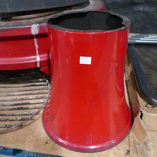 6289 - NWS red Garden Chiminea (sold as scrap) Original RRP £199.99 + Vat (336-197) *This lot is subject to... 