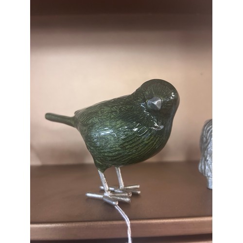 3068C - A brushed lime enamel bird on planter spike (3486207)   #