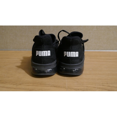 6234 - Puma Soft Foam black trainers, size UK 9 (335)  *This lot is subject to Vat