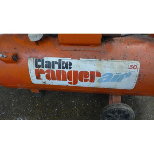 5239 - A Clarke Ranger Air 50 litre compressor