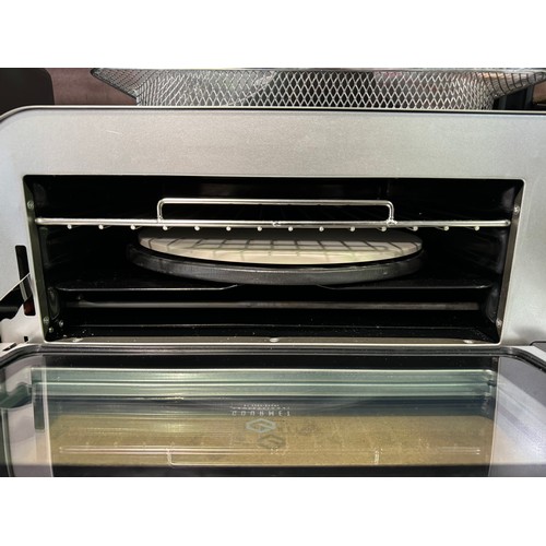 6335 - Gourmet Pro400 Pizza Oven with accessories, Original RRP £149.99 + Vat (337-160) *This lot is subjec... 