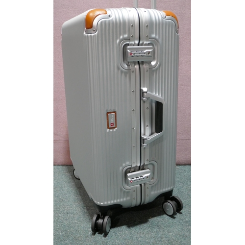 6127 - Swiss Military Luggage Case (faulty lock) (336-86) *This lot is subject to Vat