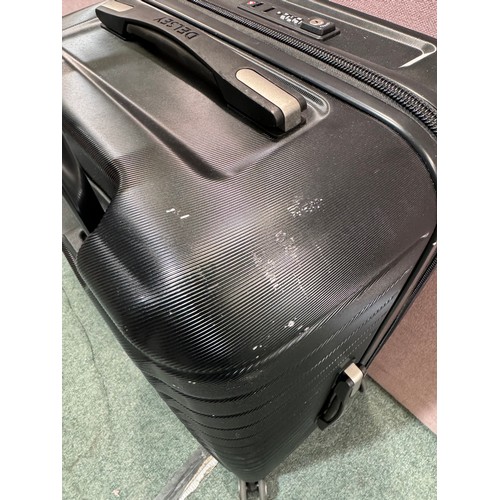 6211 - Delsey Paris black 2 piece hard shell suitcases (336-203) *This lot is subject to Vat