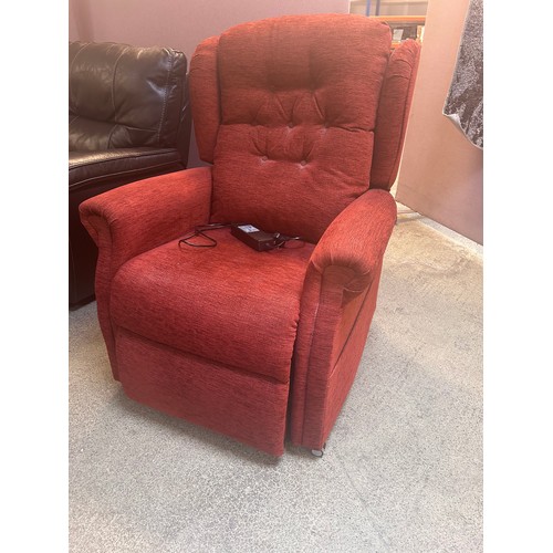 3190 - A Middleton Rise and Recline armchair