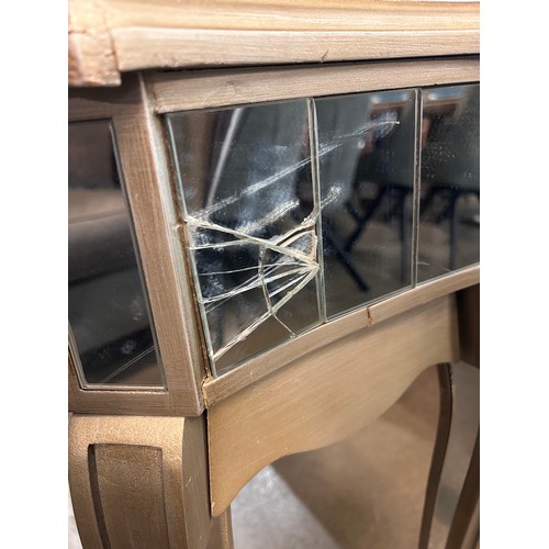 3030 - A silver mirrored console table (damaged)