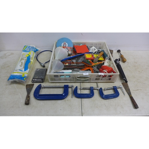 5009 - A quantity of miscellaneous items including drill bits, 2 Draper clamps, a Rolson clamp, Easy Rider ... 