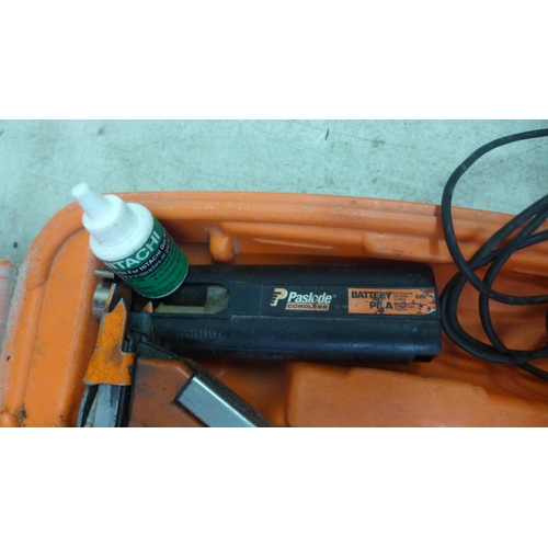 5025 - A Paslode Impulse IM350/90CT nail gun - with battery, charger, a quantity of nails and case