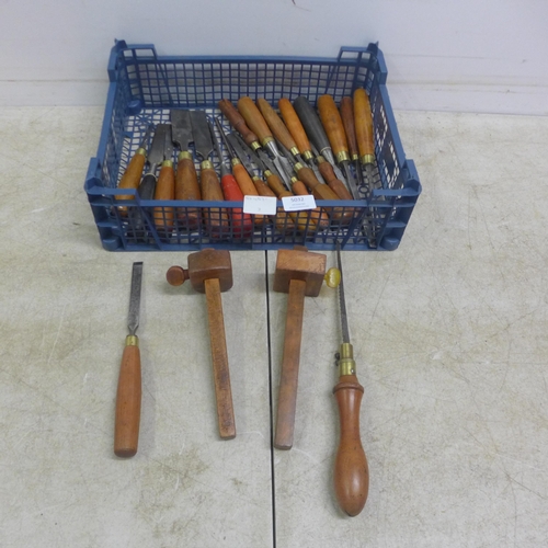 5032 - 21 vintage woodworking chisels and gauges including Sorby, Marples and other Sheffield Steel tools